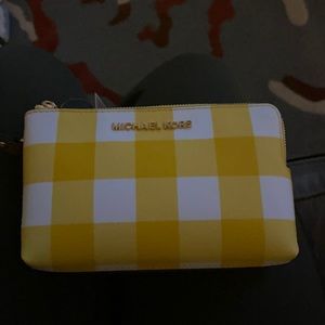 Michael kors wristlet